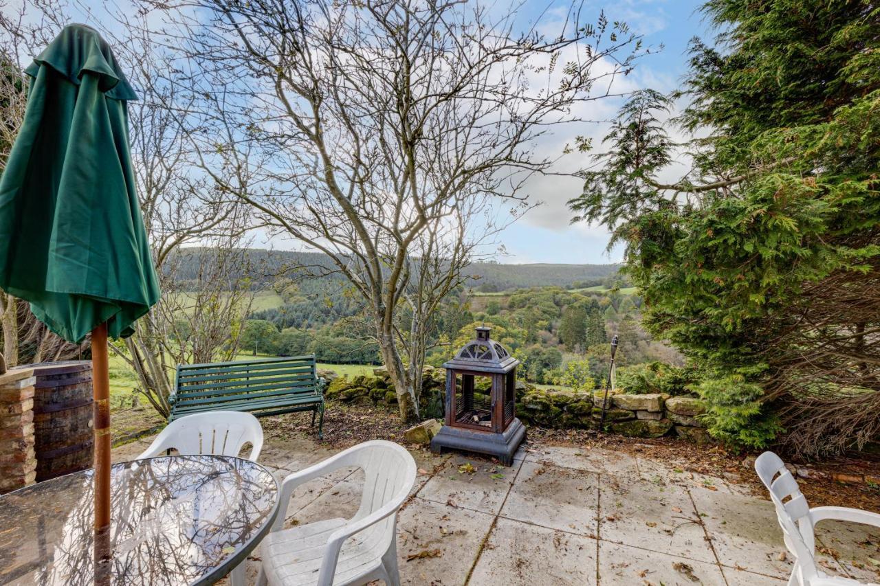 Family Country Cottage With A Private Valley View Scarborough Exteriér fotografie